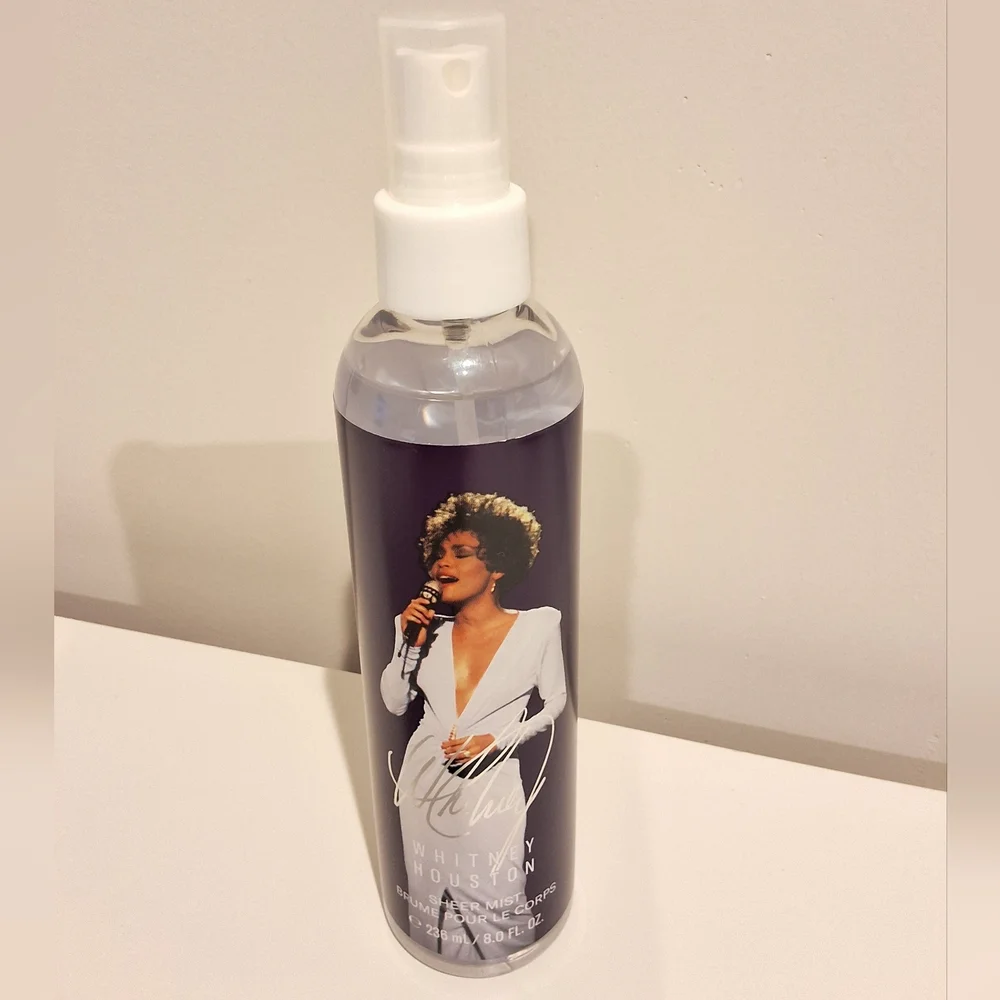 Whitney Houston Sheer Body Mist, 8 FL. OZ, NEW